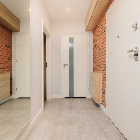 Stare Bielany 2-Bedroom Apartment Warsawa Bagian luar foto