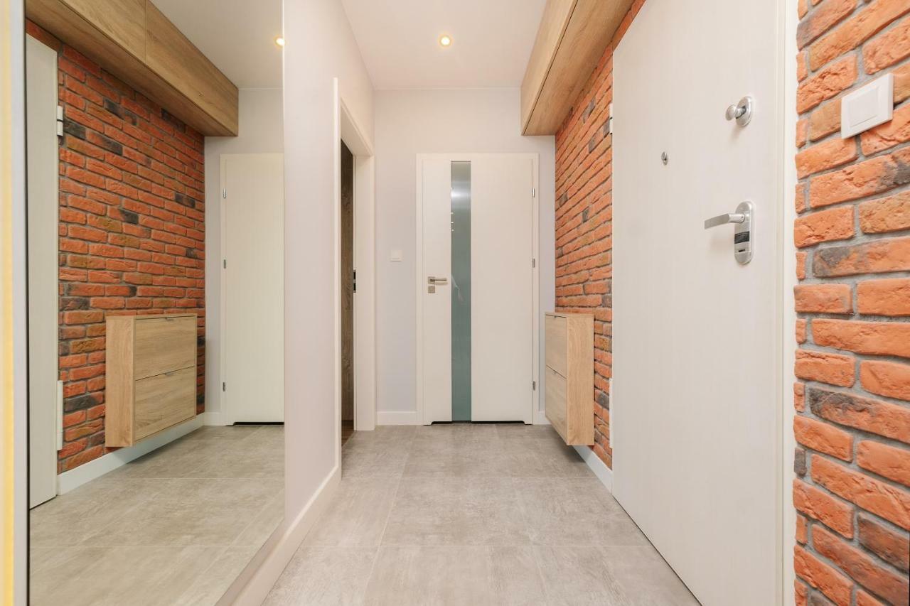 Stare Bielany 2-Bedroom Apartment Warsawa Bagian luar foto